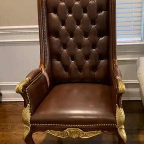 Rabbi chair